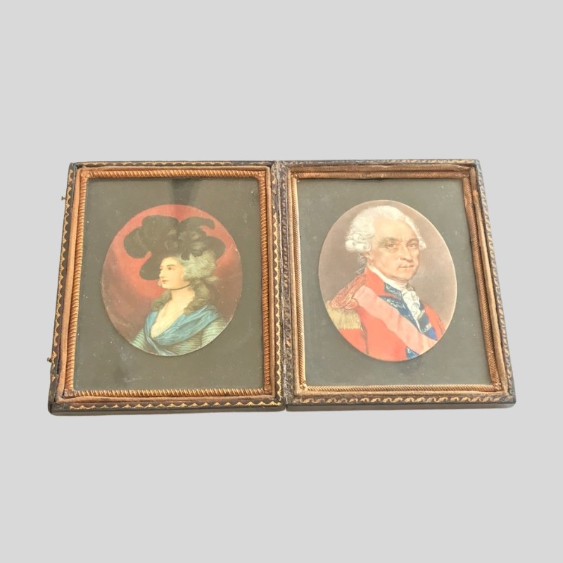 Antique miniatures are one of the best Christmas gift ideas for your mum or wife in 2025